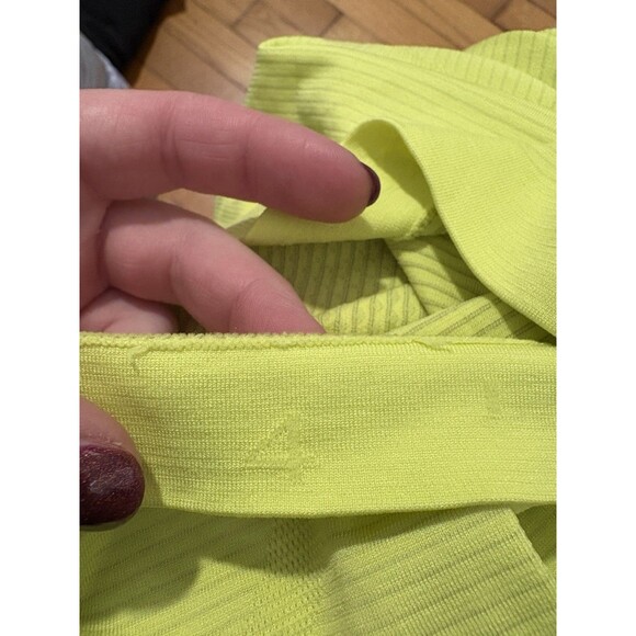Lululemon Size 4 Swiftly Tech Tank Racerback Neon Yellow - Picture 5 of 5